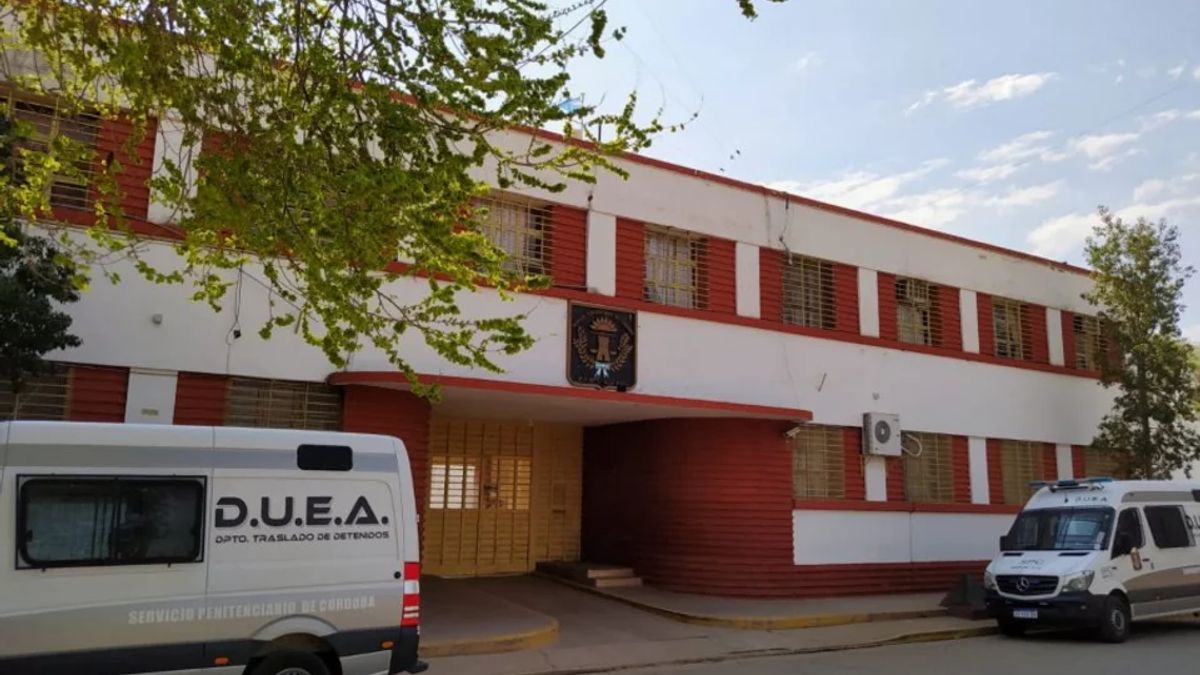 Detienen a una mujer que intentó ingresar cocaína a una cárcel de Córdoba