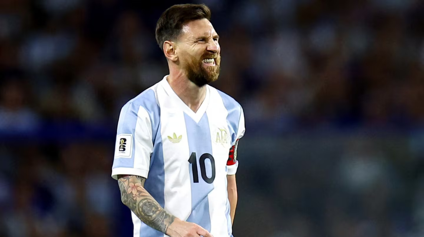 Lionel Scaloni dejó a Lionel Messi fuera de la convocatoria para los partidos ante Uruguay y Brasil