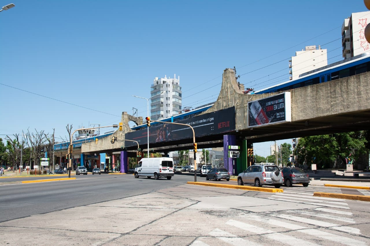 Sarandí: policías mataron a una mujer que los asaltó y dejaron a su cómplice herido